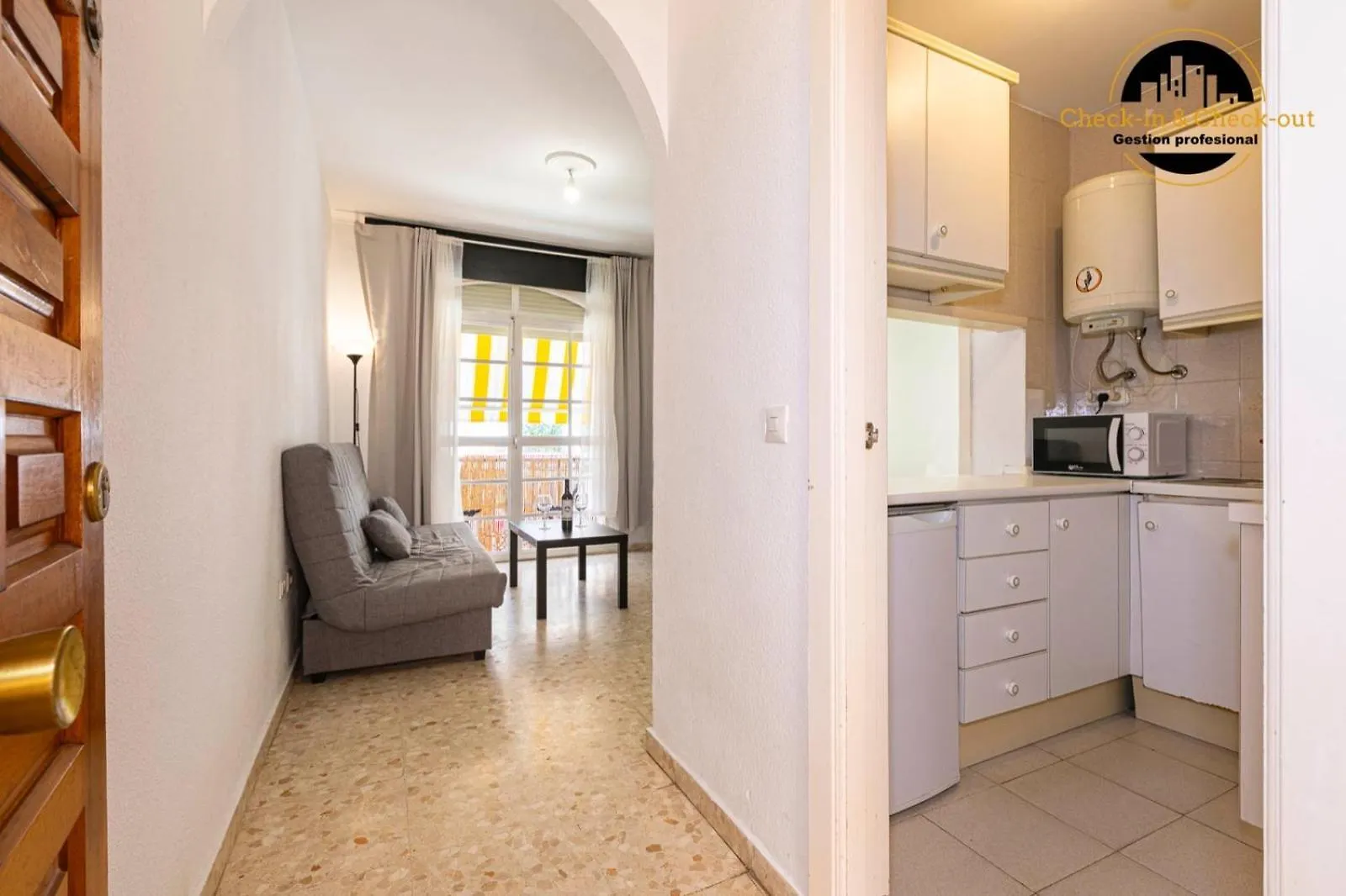Apartment El Bajondillo Beach A 30 Metros De La Playa Torremolinos
