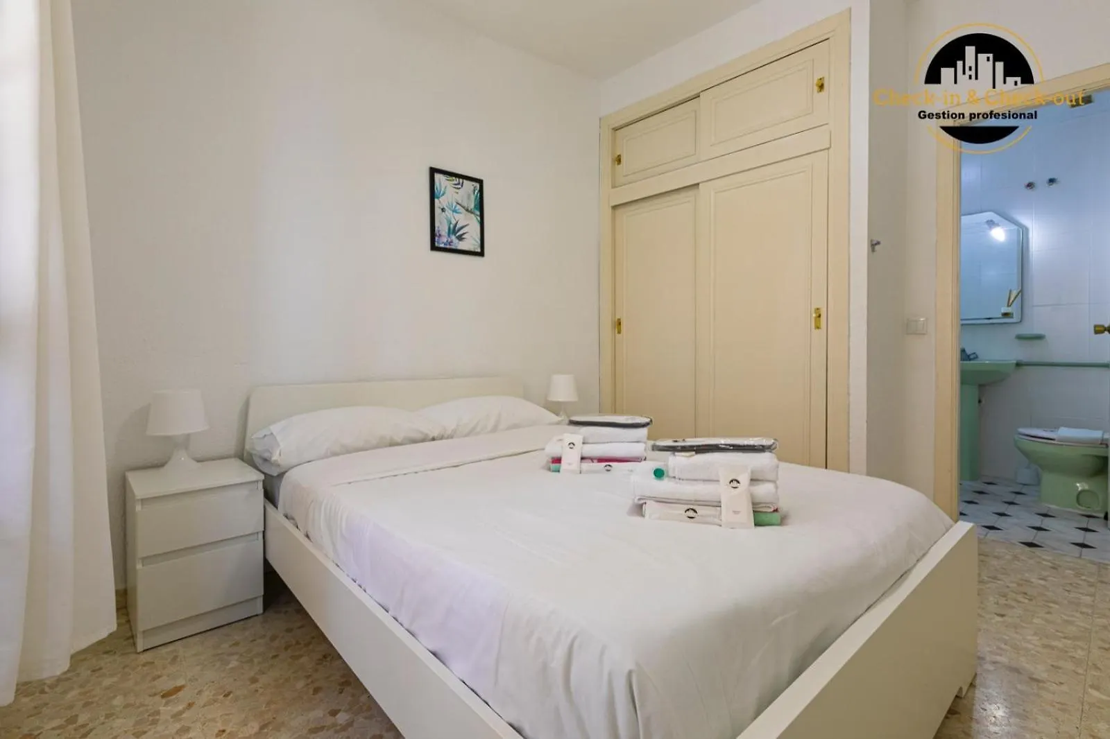Apartment El Bajondillo Beach A 30 Metros De La Playa Torremolinos Spain